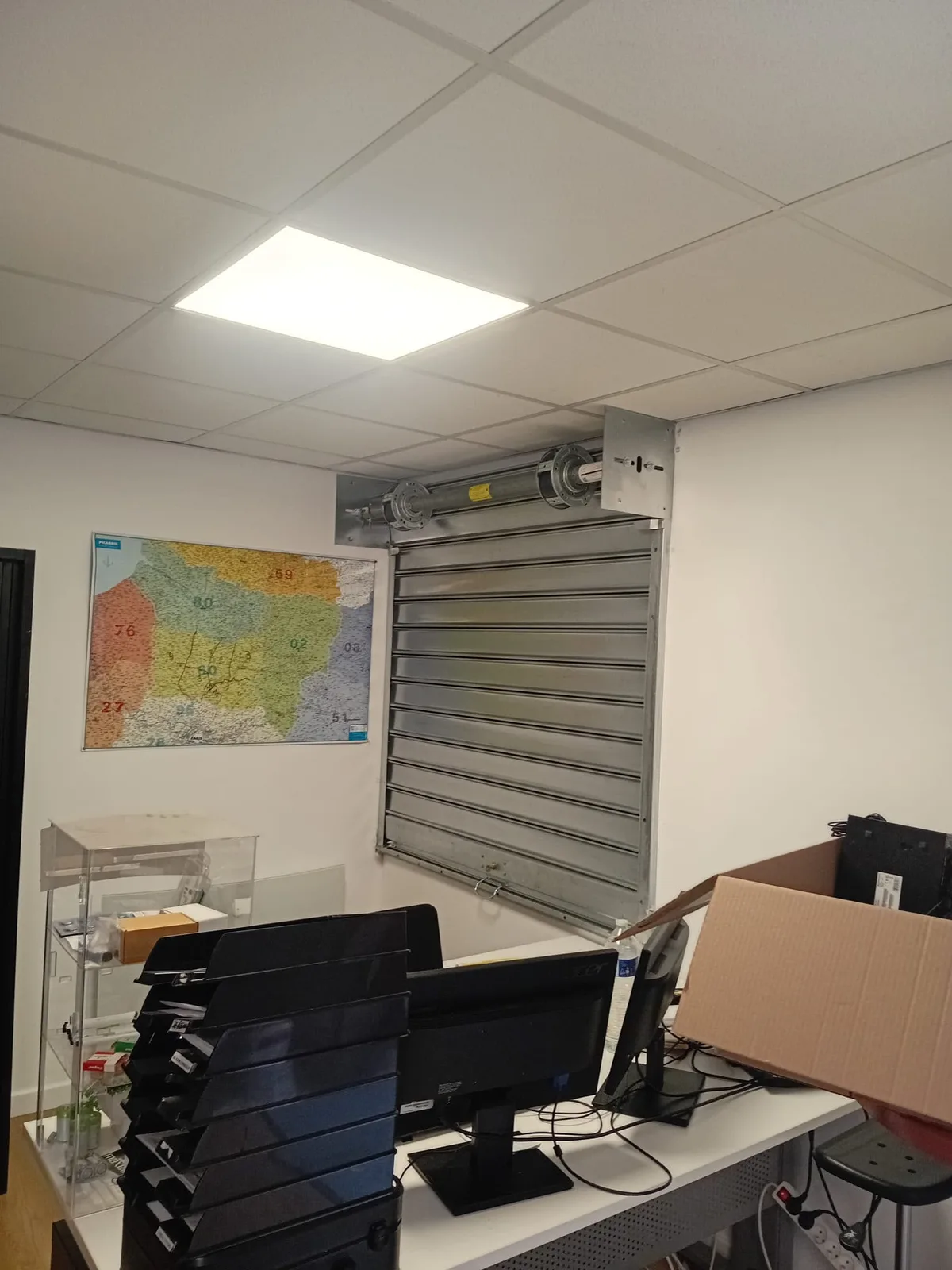 Installation et pose de rideau métallique à Marseille 15